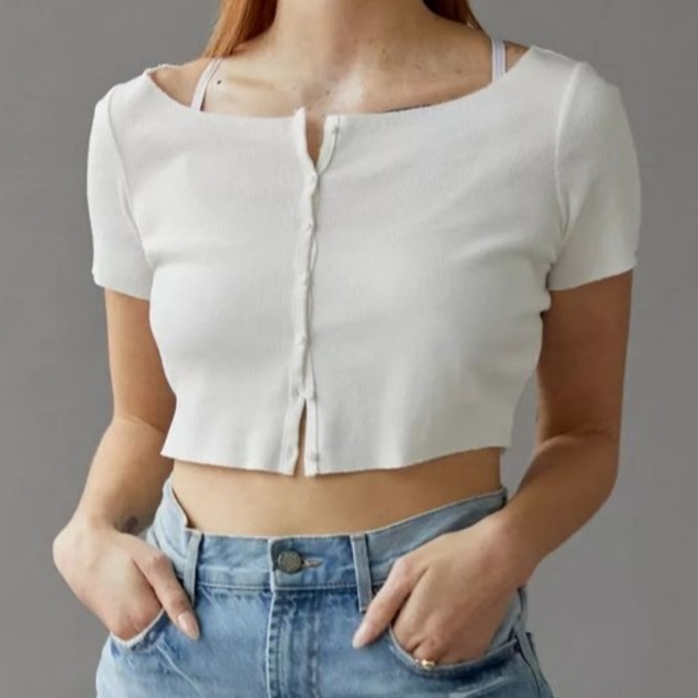 uo bdg roxy 90s y2k grunge boho cottage rib knit button crop indie urban tee top